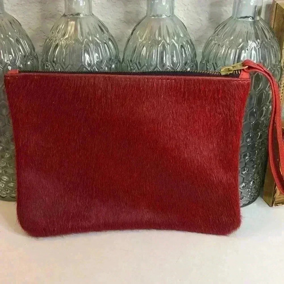 Camino Brands Handbags - Camino Brands Red leather clutch bag